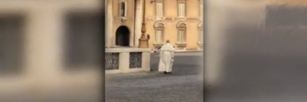 30-07-2018-papa-francisco-solitario-vaticano_reproducaoYoutube.jpg