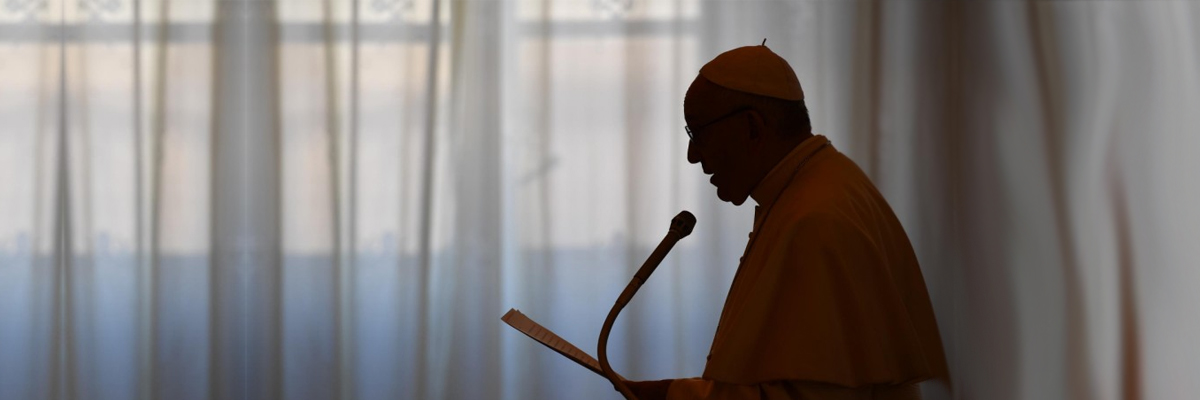 24-10-2018-papa-francisco-discurso-penumbra_vaticanmedia.jpg