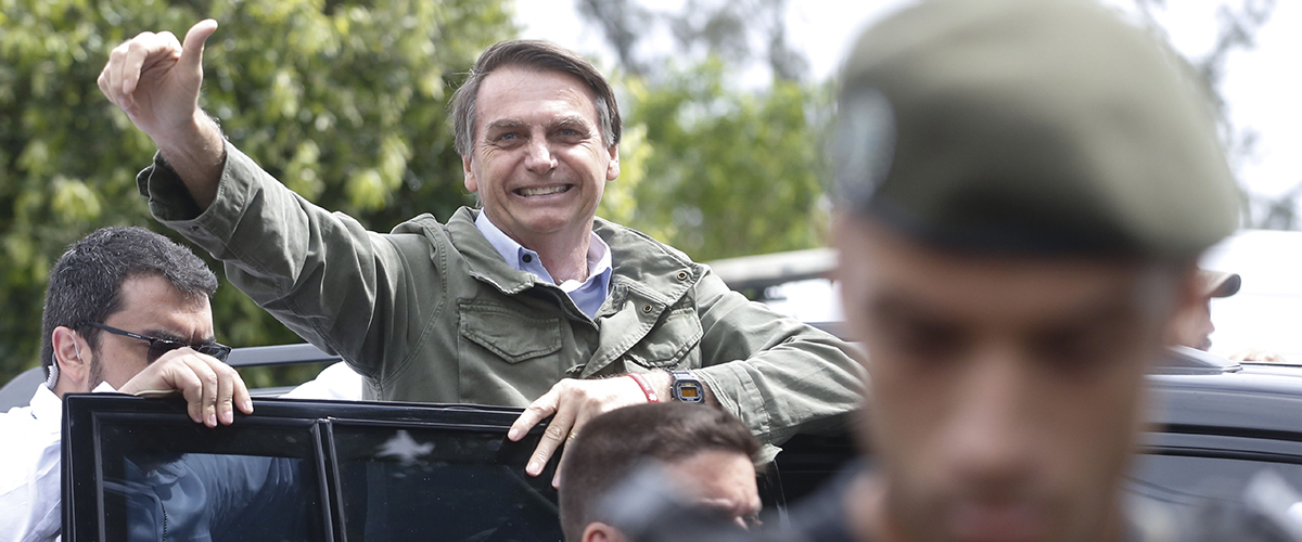 01_11_bolsonaro_militares_foto_tania_rego_agencia_brasil.jpg