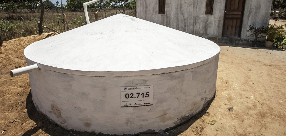 Resultado de imagem para Programa Cisternas atingido por corte de verbas. Semiárido teme novo apagão de água