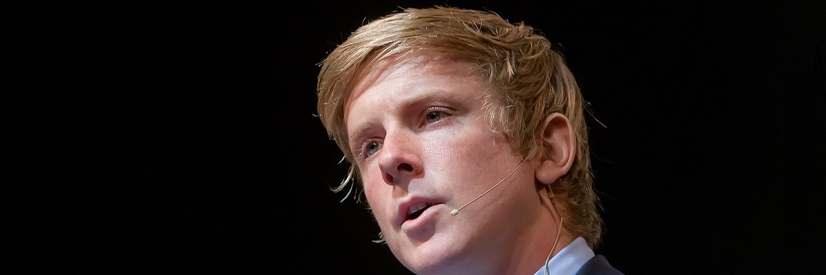 “Facebook ameaça a democracia”, adverte Chris Hughes, cofundador da rede social