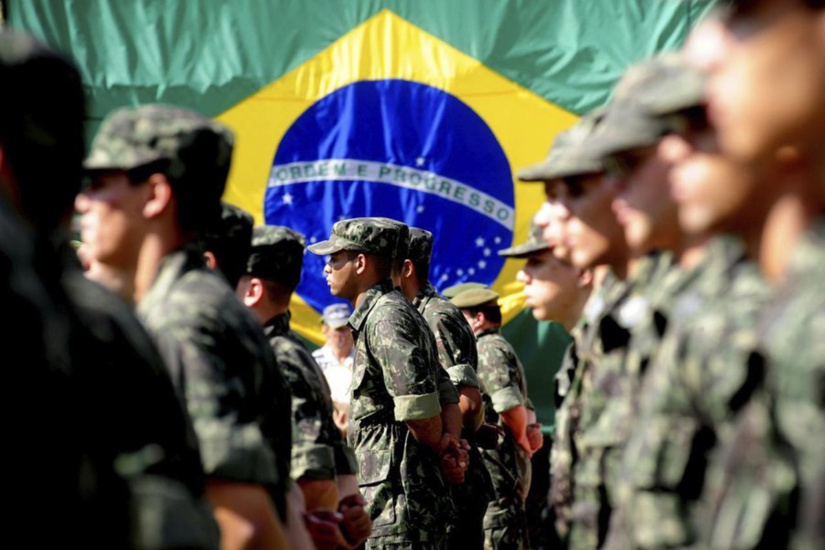 http://www.ihu.unisinos.br/images/ihu/2020/05/15-5_militares_foto_divulgacao.jpg