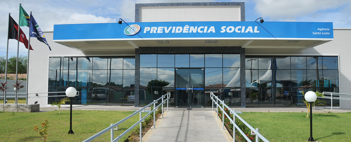 Pesquisadora do Dieese explica por que só os bancos ganham com a PEC da Previdência