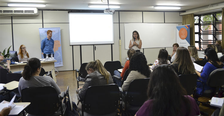 Rosangela Barbiani e Lizandro Lui apresentam os dados da saúde dos adolescentes