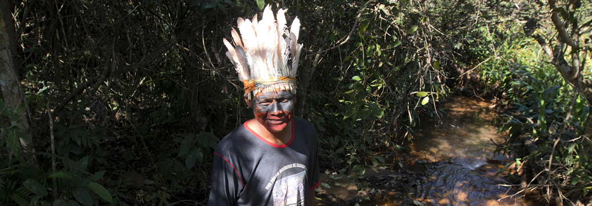 Índios Guarani Kaiowá estão em vigília contra despejos da PF em Caarapó ...