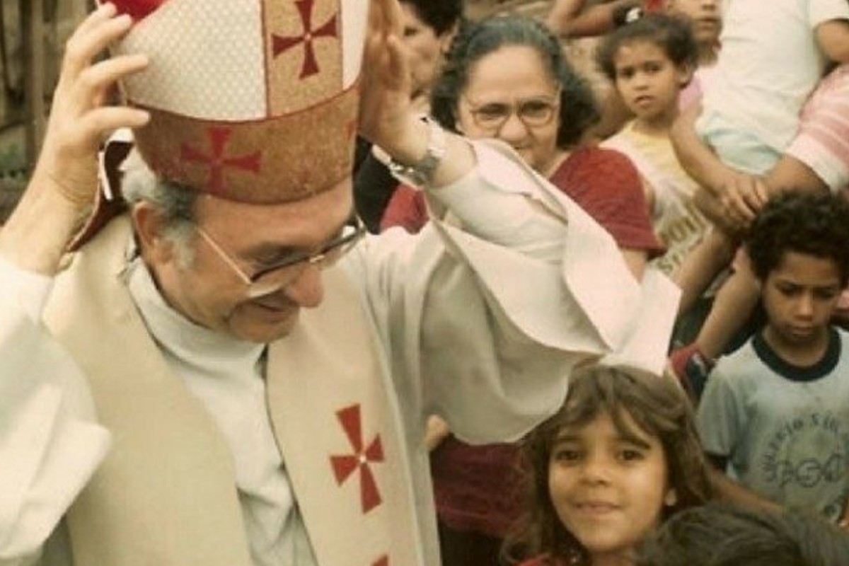 D. Luciano Mendes de Almeida “não falava só na dignidade com um discurso pró-forma, não só uma dignidade defendida, pura e simplesmente. Mas em uma dignidade pensada em toda a sua amplitude”, rememora o teólogo