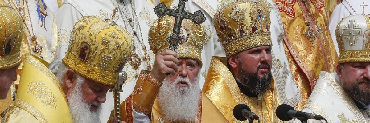  Igreja russa protesta contra instalação do 'Olho de Sauron'  em Moscou