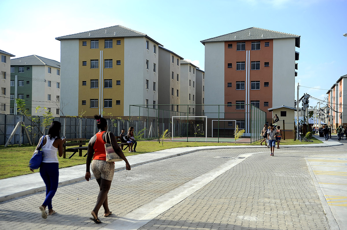 https://www.ihu.unisinos.br/images/ihu/2025/03/19_03_politica_habitacional_foto_fernando_frazao_agencia_brasil.jpg