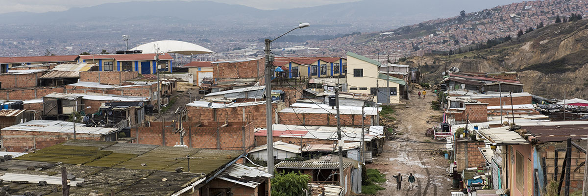 https://www.ihu.unisinos.br/images/ihu/2025/03/26_03_pobreza_foto_pnud_colombia.jpg