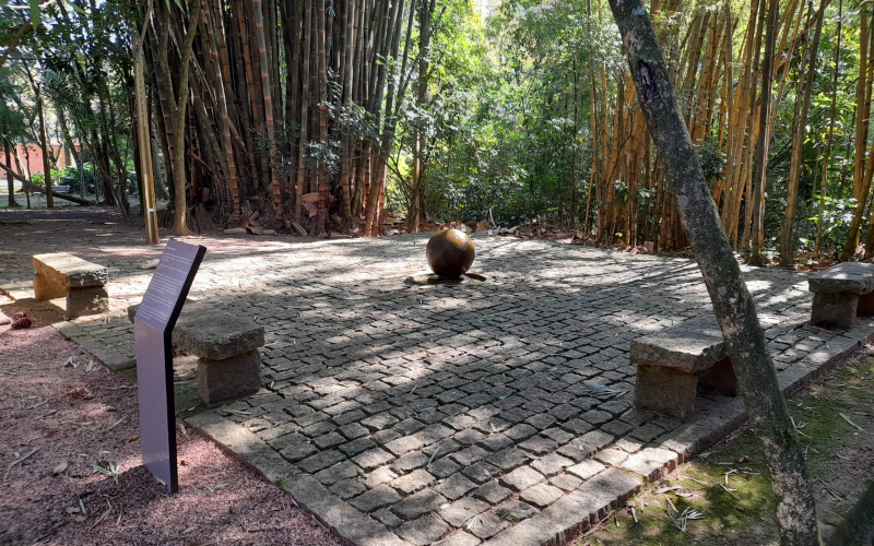 Pátio de Heráclito, no campus São Leopoldo